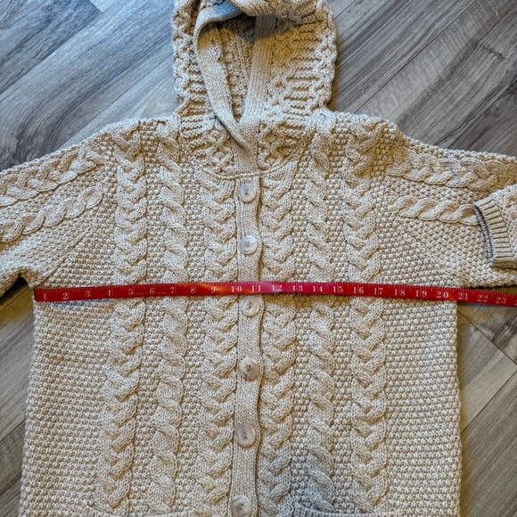 Aran mōr hundred percent Merino wool sweater - Picture 4 of 7